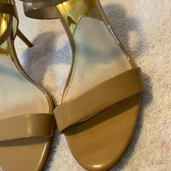 Almost Brand New High Quality Heels By MICHAEL KORS - Heel Height 3” - box 31 - Picture 3 of 8